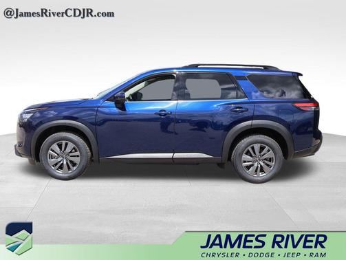 Deep Ocean Blue Pearl 2025 Nissan Pathfinder SV FWD