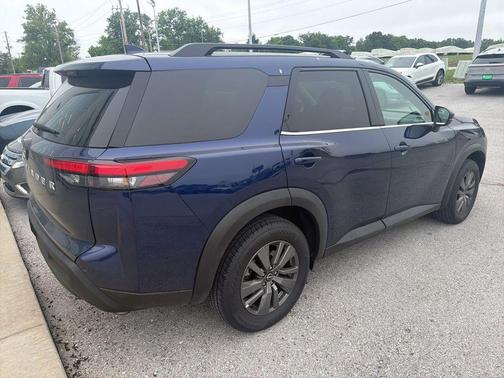 Deep Ocean Blue Pearl 2025 Nissan Pathfinder SV FWD