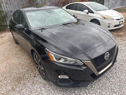 2021 Nissan Altima SR FWD