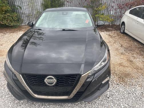 2021 Nissan Altima SR FWD