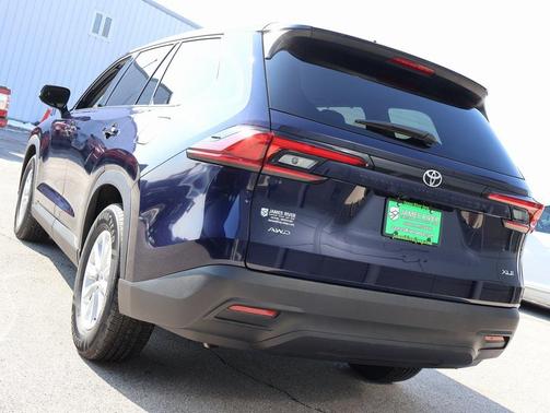 2025 Toyota Grand Highlander XLE