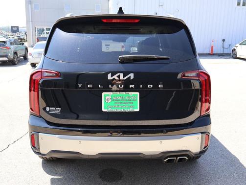 Ebony Black 2025 Kia Telluride S