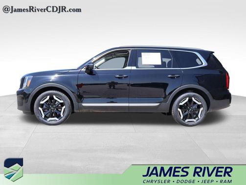 Ebony Black 2025 Kia Telluride S