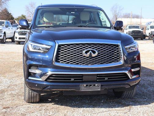 2018 INFINITI QX80 Base