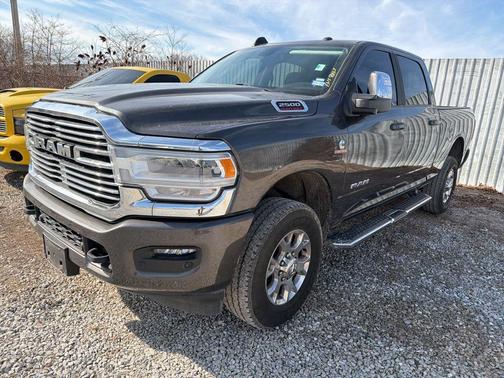 2024 RAM 2500 Laramie Crew Cab 4x4 6'4' Box