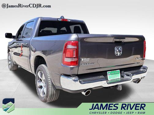 Granite Crystal Metallic Clearcoat 2024 RAM 1500 Laramie