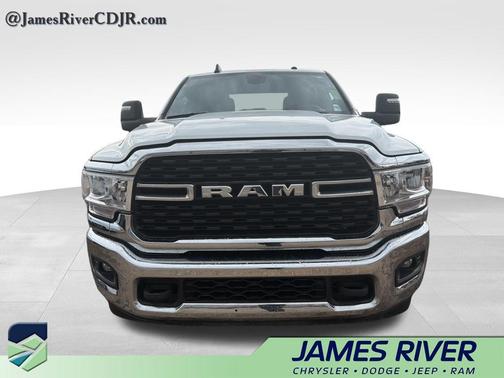 2024 RAM 3500 Big Horn Crew Cab 4x4 8' Box