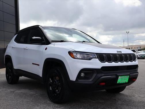 2023 Jeep Compass Trailhawk