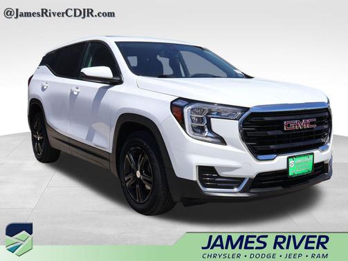 Summit White 2024 GMC Terrain SLE