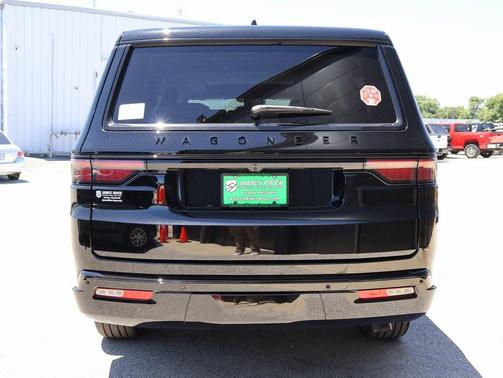 2025 Jeep Wagoneer L Series II Carbide 4x4