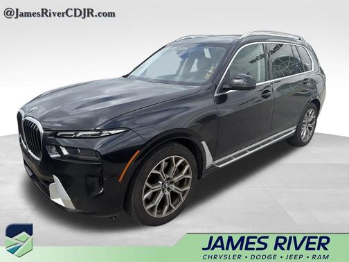Black Sapphire Metallic 2025 BMW X7 xDrive40i
