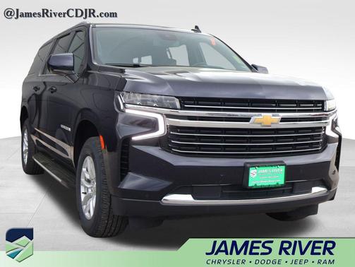 Midnight Blue Metallic 2024 Chevrolet Suburban LT