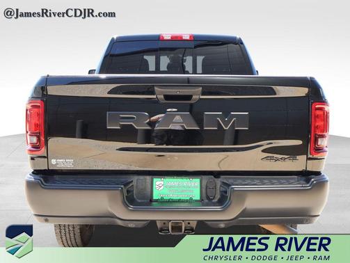 2025 RAM 2500 Tradesman Crew Cab 4x4 6'4' Box