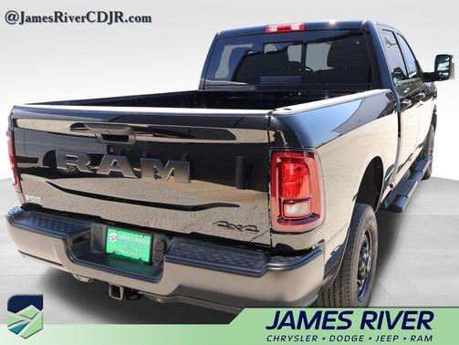 2025 RAM 2500 Tradesman Crew Cab 4x4 6'4' Box