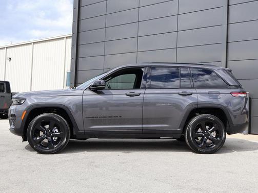 2025 Jeep Grand Cherokee Altitude