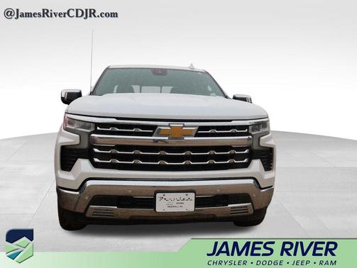 Iridescent Pearl Tricoat 2024 Chevrolet Silverado 1500 LTZ