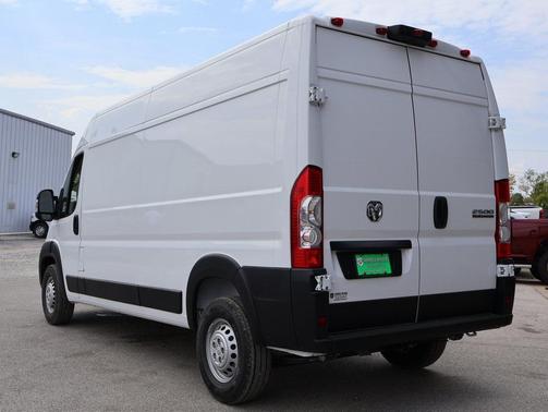2025 RAM ProMaster 2500 Tradesman