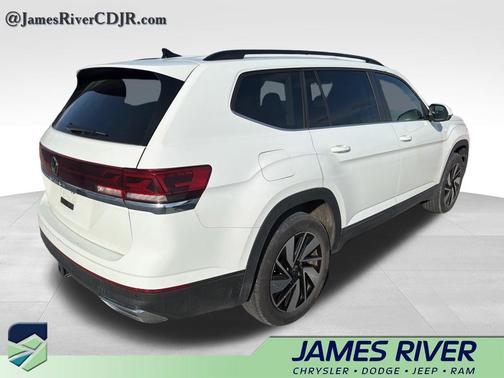 2025 Volkswagen Atlas 2.0T SE w/Technology