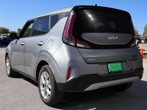2024 Kia Soul LX