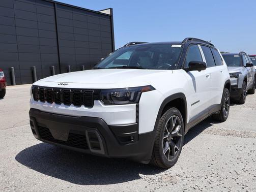 Bright White Clearcoat 2026 Jeep Cherokee Overland