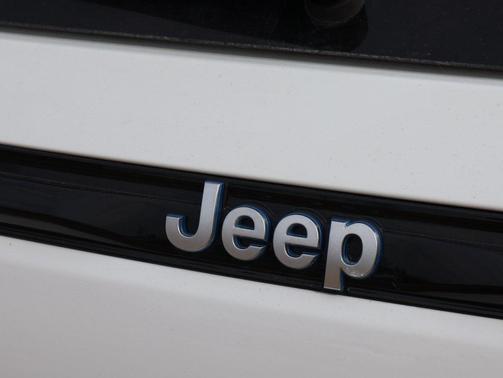 2022 Jeep Grand Cherokee 4xe Summit Reserve