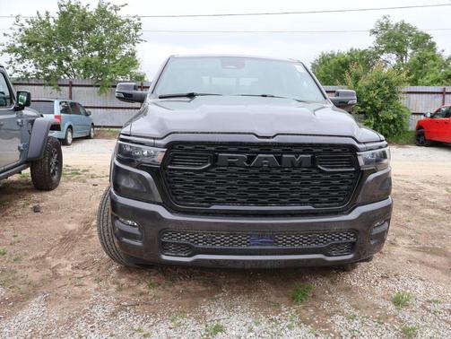 Granite Crystal Metallic Clearcoat 2026 RAM 1500 Big Horn/Lone Star