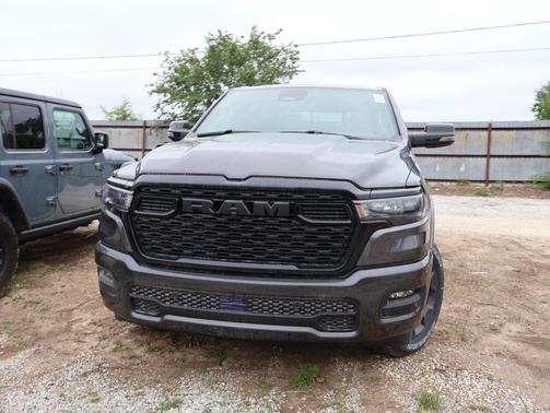 Granite Crystal Metallic Clearcoat 2026 RAM 1500 Big Horn/Lone Star