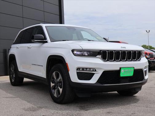 2022 Jeep Grand Cherokee 4xe Base