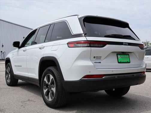 2022 Jeep Grand Cherokee 4xe Base