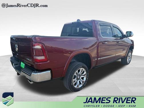 Delmonico Red Pearlcoat 2022 RAM 1500 Limited