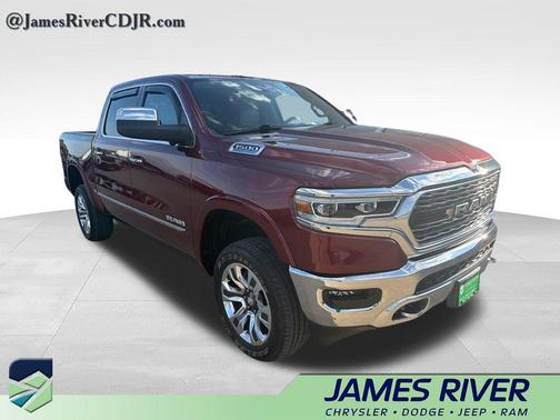 Delmonico Red Pearlcoat 2022 RAM 1500 Limited