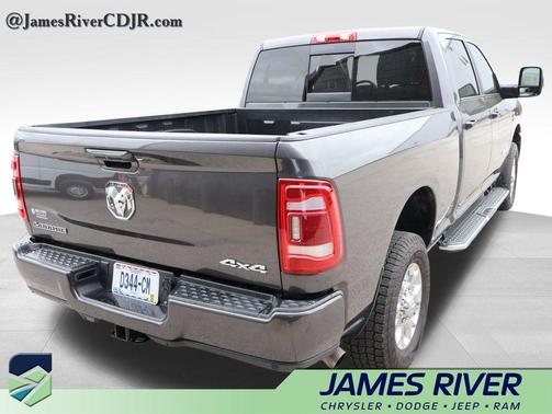 Granite Crystal Metallic Clearcoat 2024 RAM 2500 Laramie Crew Cab 4x4 6'4' Box