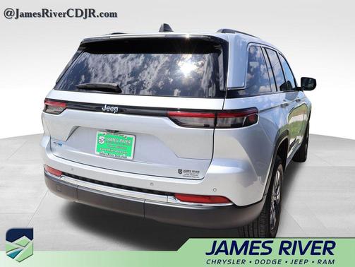 Silver Zynith 2022 Jeep Grand Cherokee 4xe Base