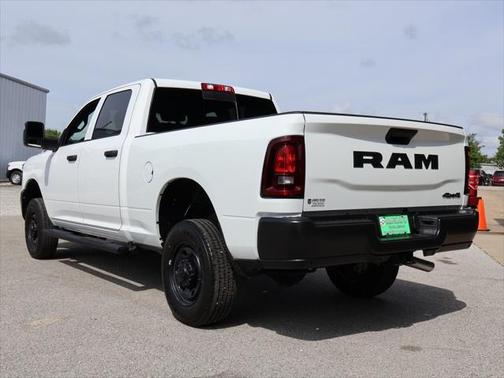 2025 RAM 2500 Tradesman Crew Cab 4x4 6'4' Box