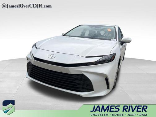 Ice Cap 2026 Toyota Camry LE