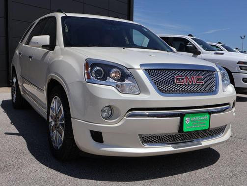 White Diamond Clearcoat 2012 GMC Acadia Denali