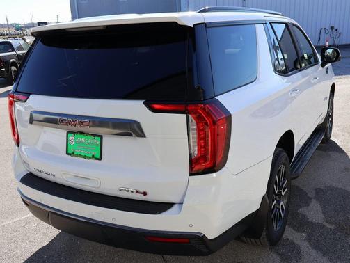 2021 GMC Yukon 4WD AT4
