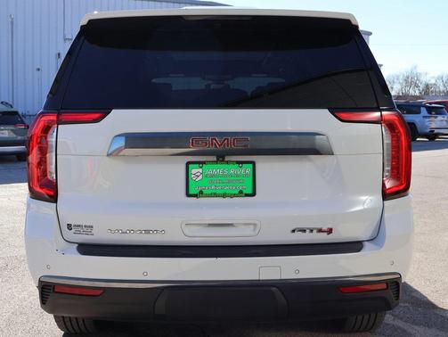 2021 GMC Yukon 4WD AT4