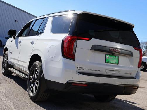 2021 GMC Yukon 4WD AT4