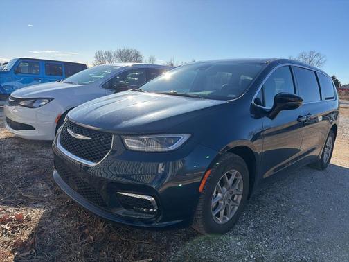 2025 Chrysler Pacifica L