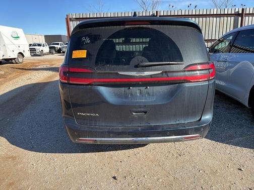 2025 Chrysler Pacifica L