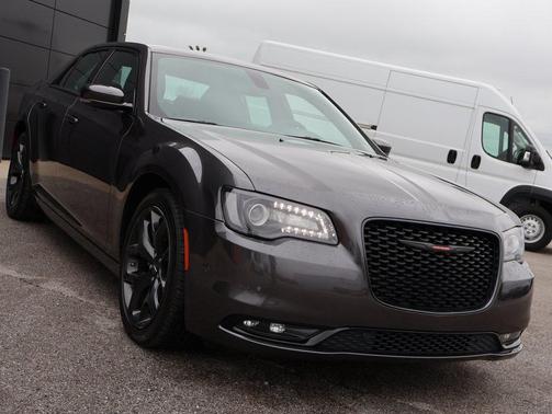 2023 Chrysler 300 S