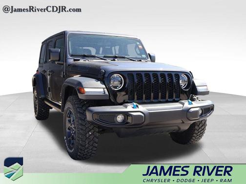 Granite Crystal Metallic Clearcoat 2023 Jeep Wrangler 4xe Willys