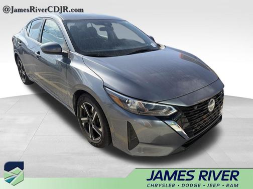 Gun Metallic 2024 Nissan Sentra SV