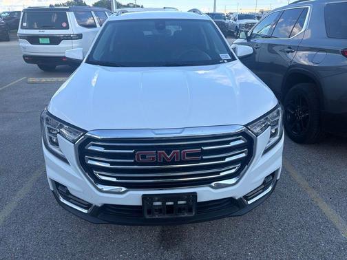 Summit White 2023 GMC Terrain SLT