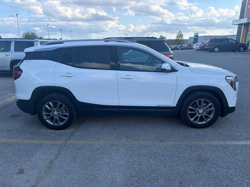 Summit White 2023 GMC Terrain SLT