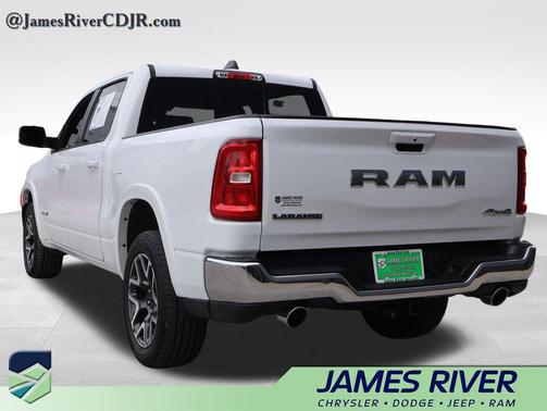 Bright White Clearcoat 2026 RAM 1500 Laramie