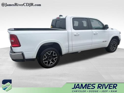 Bright White Clearcoat 2026 RAM 1500 Laramie