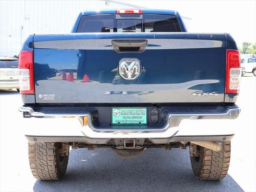2020 RAM 2500 Tradesman Crew Cab 4X4 6'4' Box