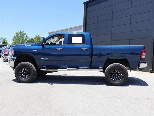 2020 RAM 2500 Tradesman Crew Cab 4X4 6'4' Box
